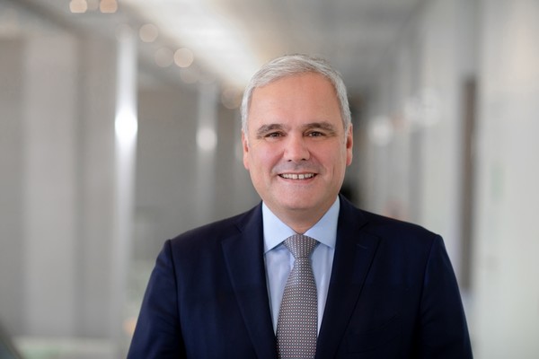 Stefan Oelrich, president of Bayer AG’s Pharmaceuticals Division, talks about his company's strategies and goals during a recent online interview with Korea Biomedical Review.