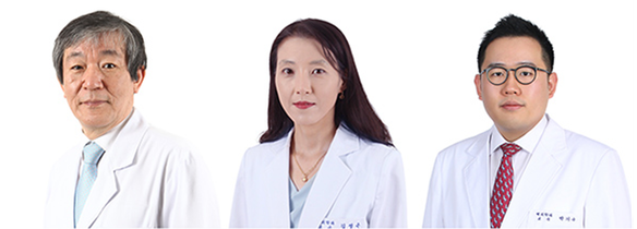 From left, Professor Seo Hong-seog at Korea University Guro Hospital, and Professors Kim Sung-eun and Pahk Ki-soo at Korea University Anam Hospital
