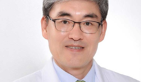 Professor Ryu Ji-gon and his team at Seoul National University Hospital have discovered a new genetic mutation predicting pancreatic cancer’s prognosis. (SNUH)