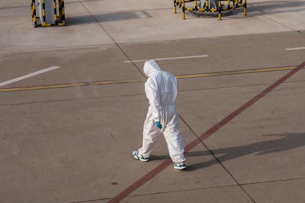 The U.S. Food and Drug Administration released a report on Tuesday on how Korea addressed Covid-19 to contain the spread of the virus with lessons learned from SARS and MERS.