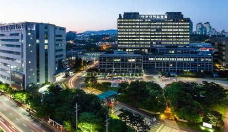 Ajou University Hospital has won a 750 million won ($663,700) research grant from the Ministry of Health and Welfare for successfully carrying out R&D commercializing projects last year.