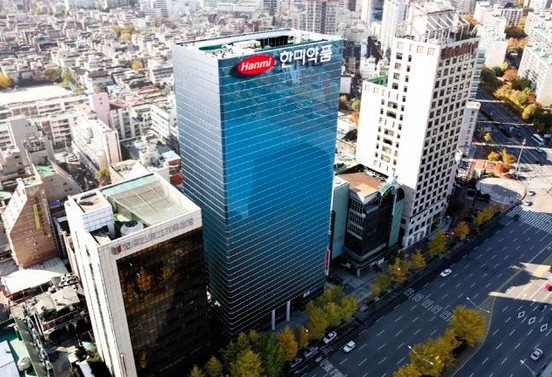 Hanmi Headquarters in Songpa-gu,  Seoul