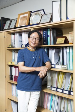 Professor Park Hyun-kyu’s team at KAIST has developed a technology to detect RNA-degrading enzymes using gene editing.