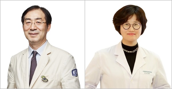 A St. Mary's Hospital research team, led by Professors Park Sung-hwan (left) and Cho Mi-ra, has found a possible treatment option for rheumatoid arthritis patients.
