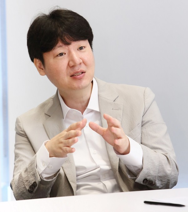 Professor Choi Jun-young