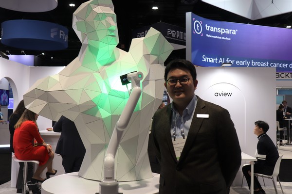 Coreline Soft CSO Kang Sang-woo had an interview with Korea Biomedical Review during the RSNA 2022 congress at the McCormick Place Convention Center in Chicago, Ill., on Tuesday.