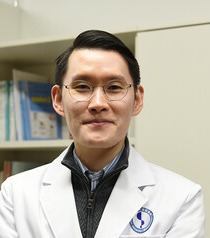 An Ajou University School of Medicine research team, led by professor Kim Kyoung-nam of preventive medicine, has found that cold weather increases the hospitalization rate and death of diabetes patients.