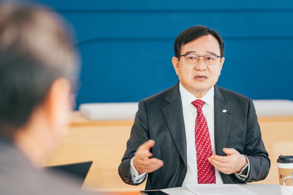 Handok Chairman and CEO Kim Young-jin unveils his company’s plan for 2023 during a recent interview with Korea Biomedical Review.