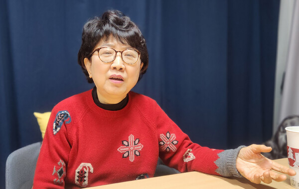In a recent interview with Korea Biomedical Review, former lawmaker Park In-sook criticized politicians' using medicine to gather votes.