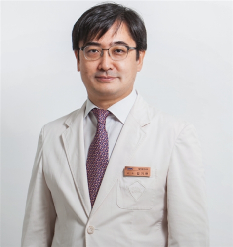 Kim Ki-hyun, chairman of the Multiple Myeloma Research Committee at the Korean Society of Hematology