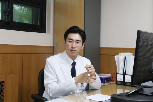 Jeong Jong-kyu, the head of the Breast and Thyroid Center at Seran General Hospital. (Creidit: Seran General Hospital)