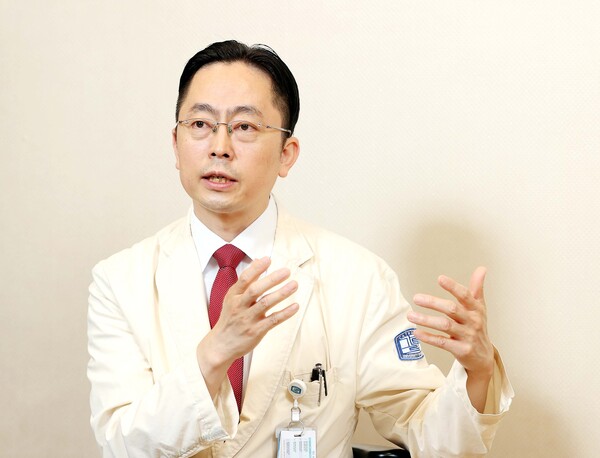 During a recent interview with Korea Biomedical Review, Dr. Yoon Jong-chan, a professor of cardiology at the Catholic University of Korea Seoul St. Mary’s Hospital, stressed the need for better reimbursement for SGLT-2 inhibitors to treat heart failure.