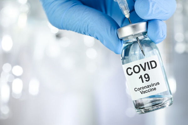 The government has discarded over 800 billion won worth of Covid-19 vaccines, inviting criticism about incorrect demand forecasting and budgetary waste.