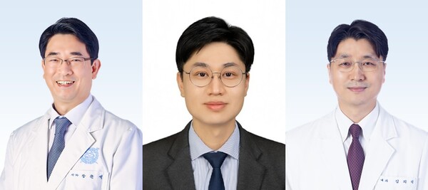 A SNUBH research team found that digital therapy can help boost immunity after influenza vaccination. From left are Professors Chang Yoon-seok, Choi Jun-pyo, and Kim Eu-suk.