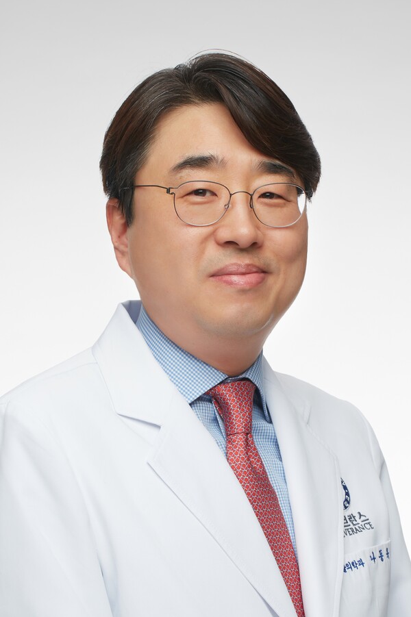 Professor Rha Dong-wook