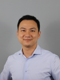 Elliot Sim, Pharmaceutical Technical Support Specialist at Vetter and Rico Gaertner, Director of Quotation Management at Vetter.