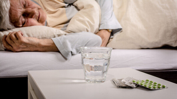 An analysis of treatment data from the National Health Insurance Service shows that the number of patients with sleep disorders increased by 28.5 percent and medical expenses by 86.8 percent in the last five years. (Credit: Getty Images)