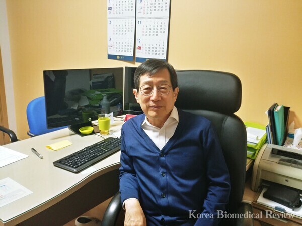 Yang Sei-won, professor emeritus of endocrinology at Seoul National University Hospital