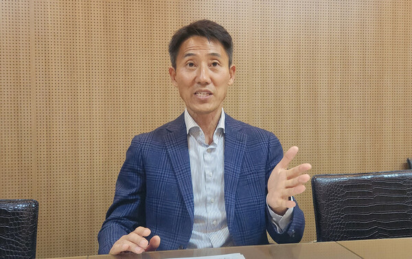In an interview with Korea Biomedical Review, lawyer Hyun Doo-youn of the law firm SeSeung stressed that adjusting judgments to better reflect medical realities is crucial for reducing judicial risks in the medical field. (KBR photo)
