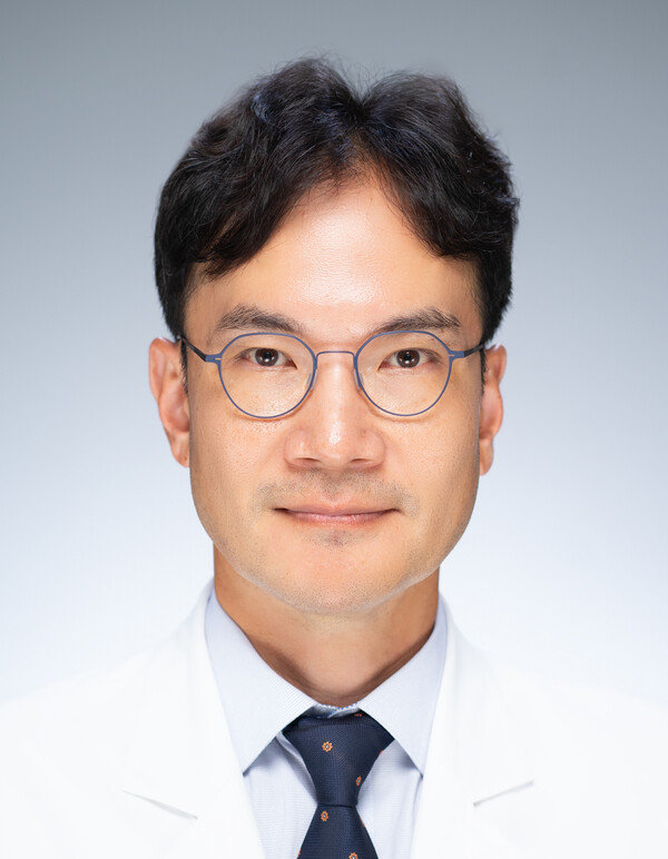 Professor Han Sung-sik