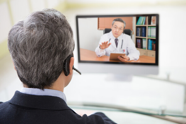 The Korean Pharmaceutical Association raised concerns that majority of the medicine prescribed through telemedicine platforms were non-reimbursed drugs with potentially harmful side effects. (credit: Getty Images)